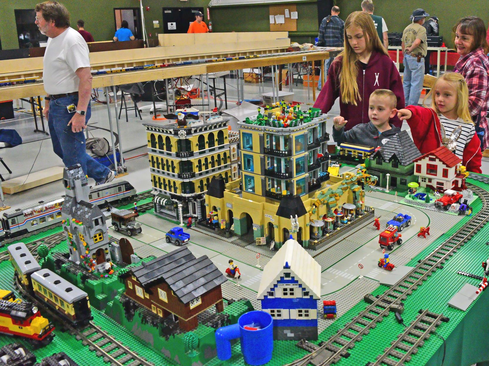 Train tn SMIRNOFF (1).jpg
